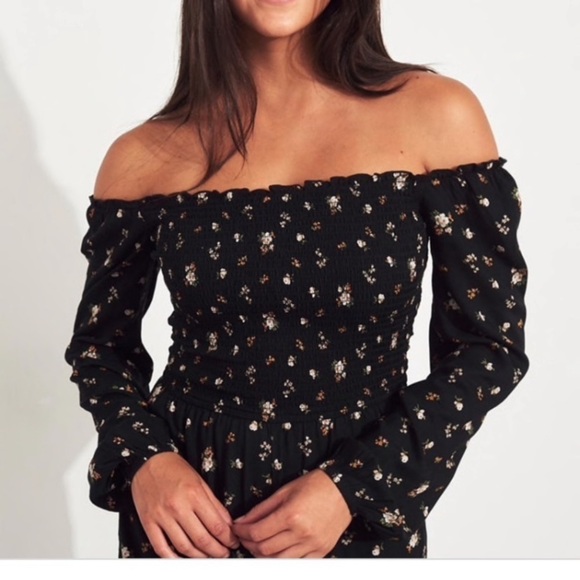 Hollister Black Floral Off the Shoulder Jumpsuit Small Y2K - Picture 3 of 3